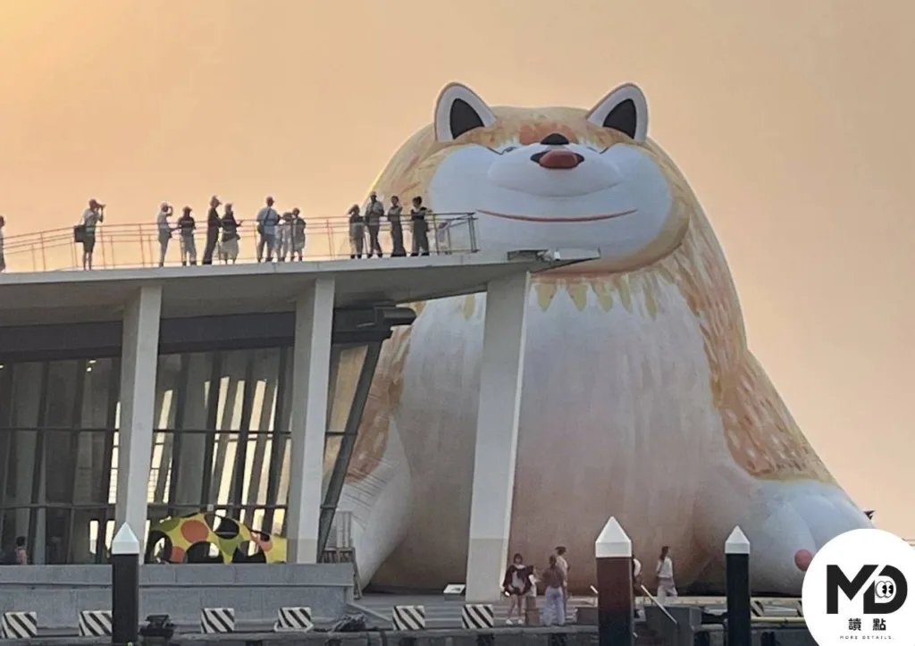 屏東看海美術館《日常偏移》：巨型博美犬＋台日雕塑聯展，4/18開展到7/19