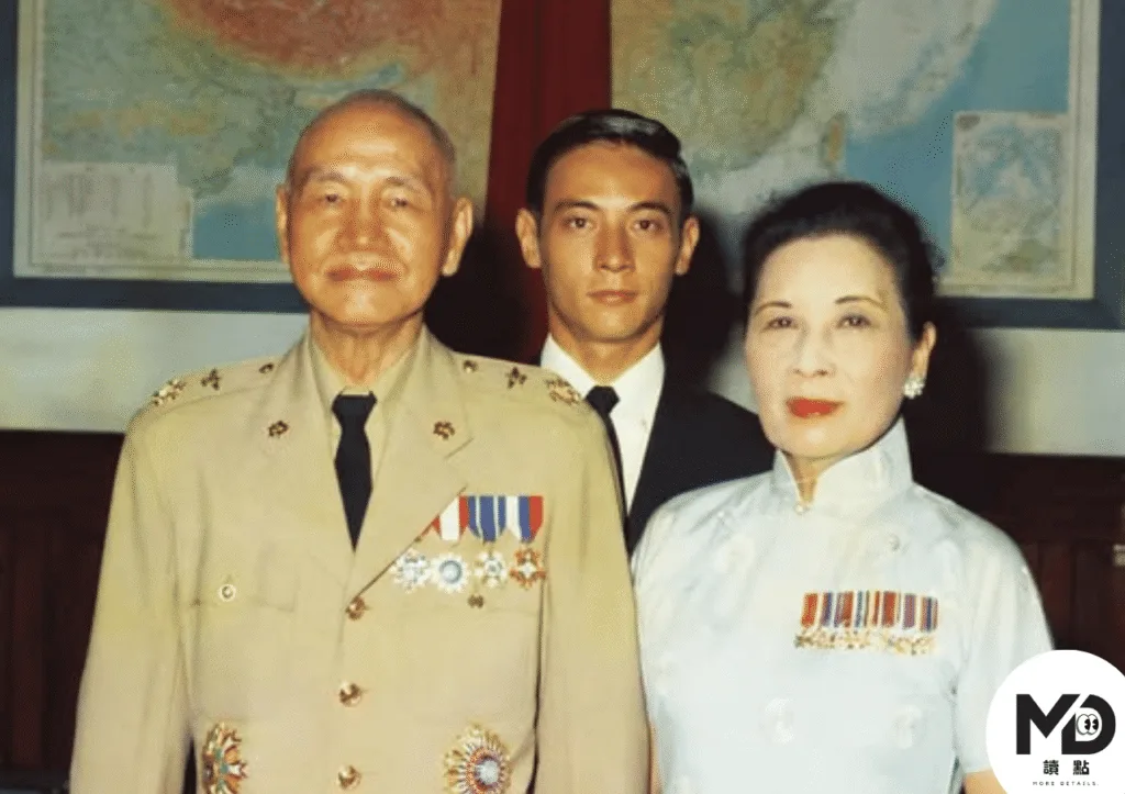 蔣介石夫婦及蔣孝勇