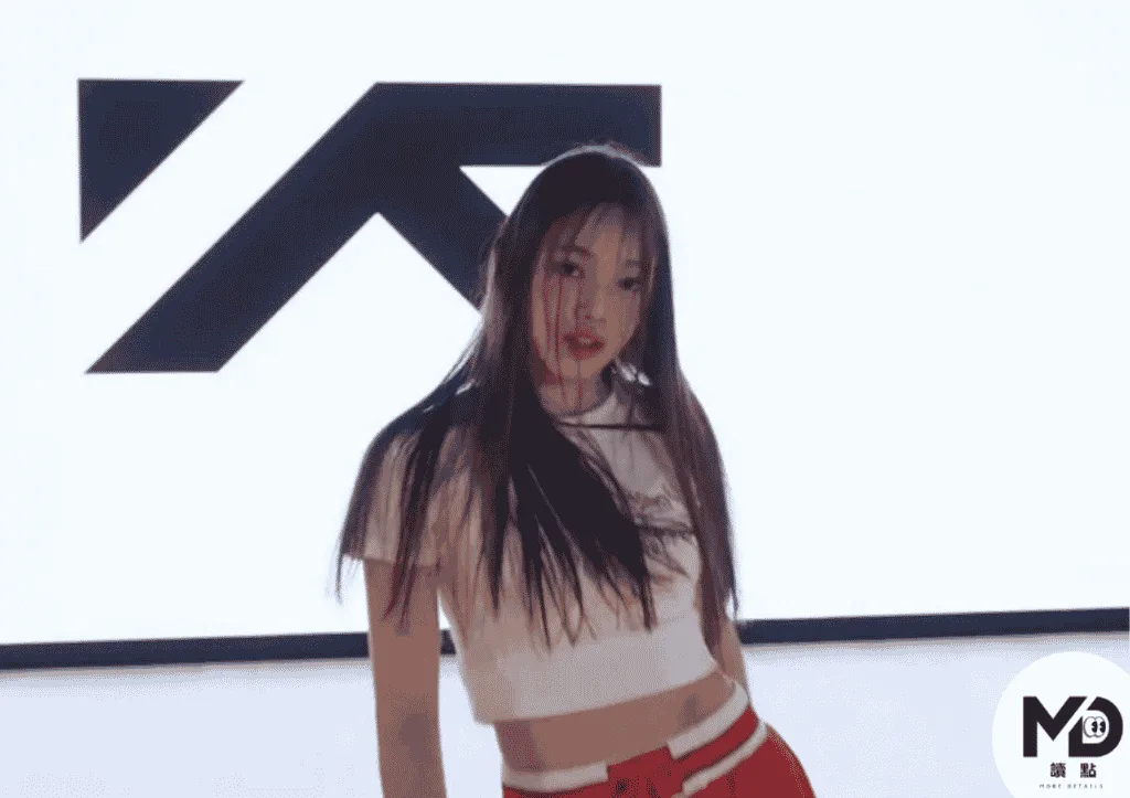 Evelli擁有相對成熟風格的舞台魅力