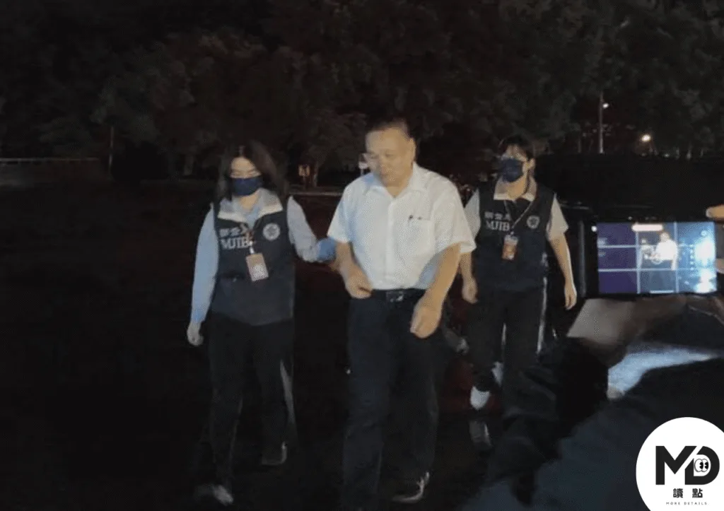 花蓮縣副縣長顏新章深夜移送地檢署複訊。