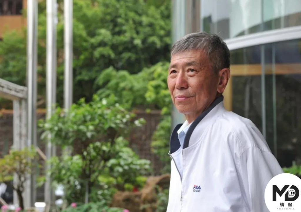 蔡易餘的父親蔡啟芳也曾任立法委員